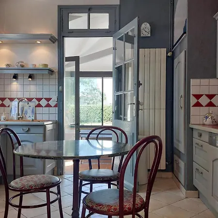 Сasa de vacaciones Charmante Maison Proche