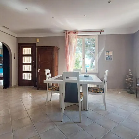 Charmante Maison Proche *